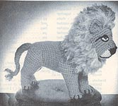 Crochet Critters No. 1053: Leopold the Lion